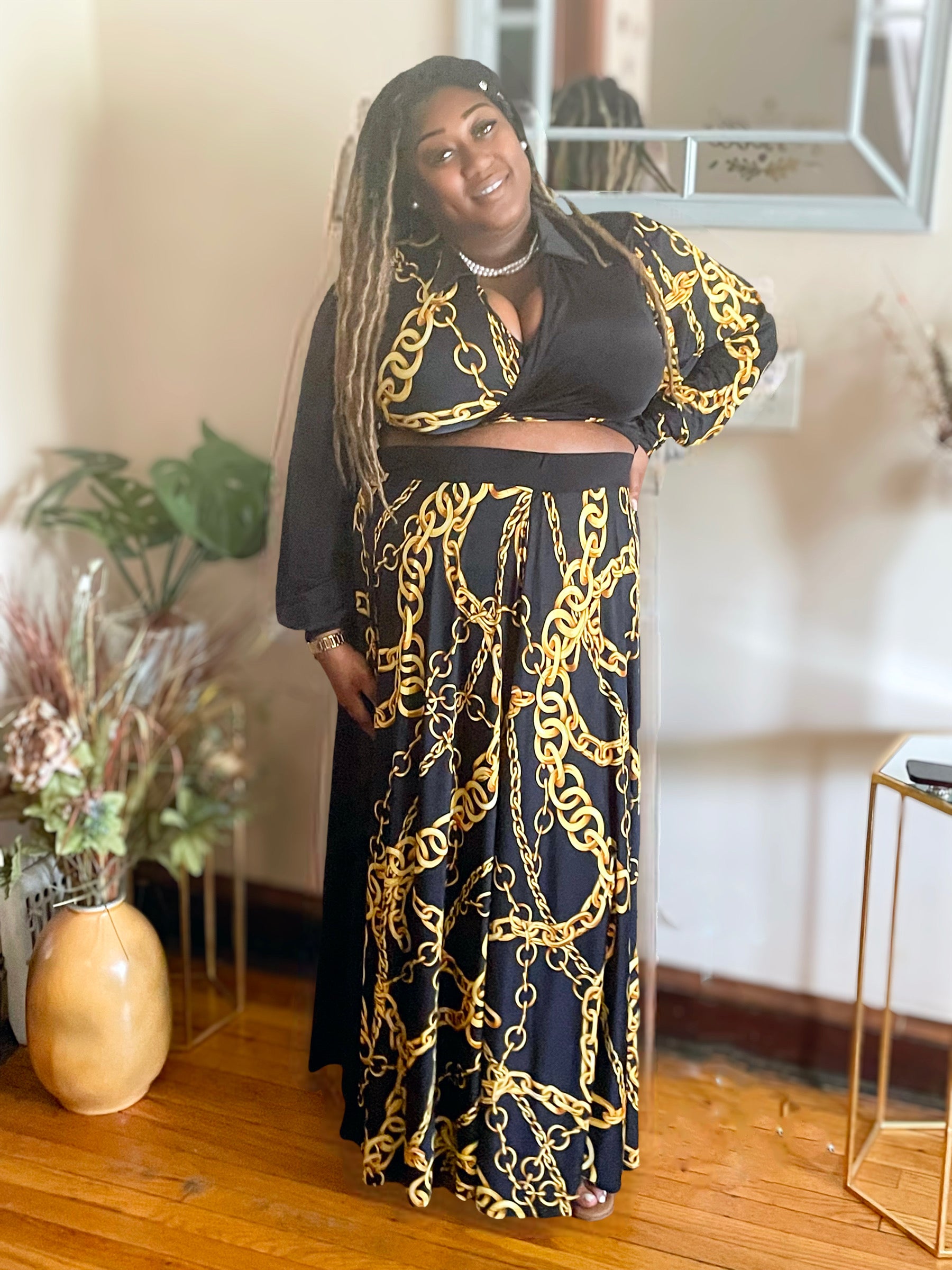 Queen Vibe Plus-sIzed two piece Crop skirt Set
